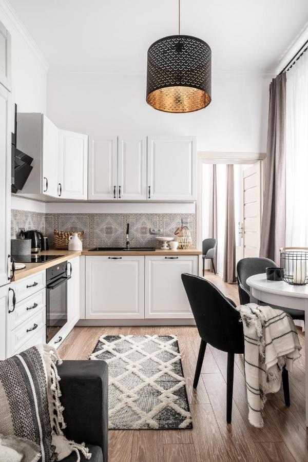 Apartament Biala Perla Чарны-Дунаец Экстерьер фото